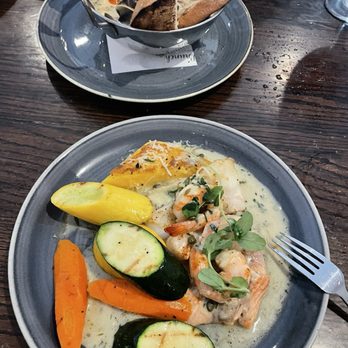 Wence's - Main dish, Wences Seafood Grill. App, Manilla Clams - New American Near Me - Pleasant Hill, California