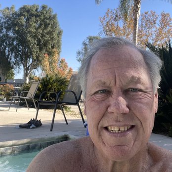 Gary's Strawberries - Spa,and jacuzzi clubhouse. - Street Vendors Near Me - Menifee, California Gary's Strawberries - Spa,and jacuzzi clubhouse. - Street Vendors Near Me - Menifee, California