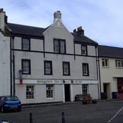 Smugglers Inn - Photo. July 2010.