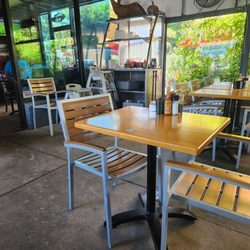 Riverside Grill & Bar