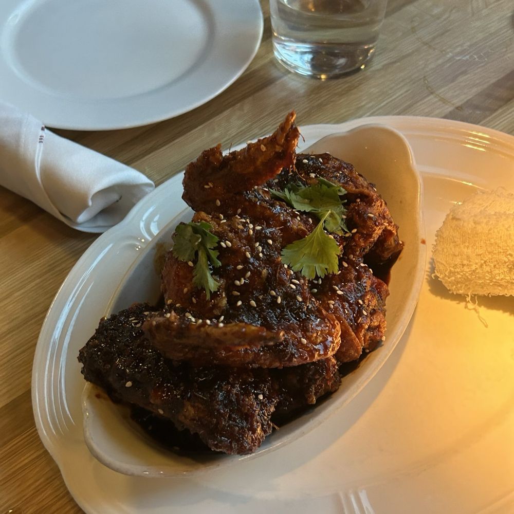 Au Cheval - Wings - Bars Near Me - Chicago, Illinois