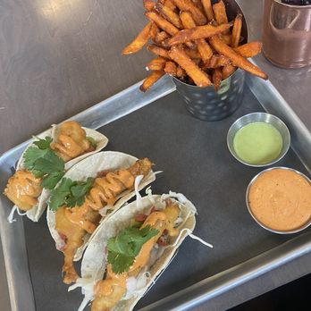 Social Thirty One - Fish tacos - loved the dressings. A spicy kick to this one. - Pubs Near Me - Saint Marys, Ontario Social Thirty One - Fish tacos - loved the dressings. A spicy kick to this one. - Pubs Near Me - Saint Marys, Ontario