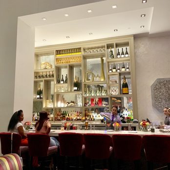 Bloom & Bee - The bar - New American Near Me - Houston, Texas Bloom & Bee - The bar - New American Near Me - Houston, Texas