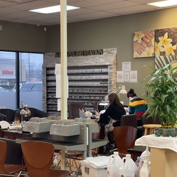 Best Spa & Nails - Manicure Stations - Nail Salons Near Me - Robbinsville, New Jersey Best Spa & Nails - Manicure Stations - Nail Salons Near Me - Robbinsville, New Jersey