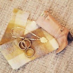 Vintage - Cozy in store...
