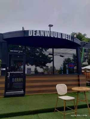 Deanwood Deli by null