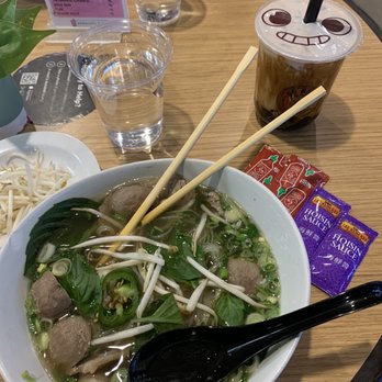 DD Mau Vietnamese Eatery - Pho/Soups Black Milk Tea - Vietnamese Near Me - Webster Groves, Missouri