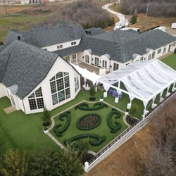 Big D Party Rentals - 40' x 50' Clear Top Wedding Tent at Event Venue