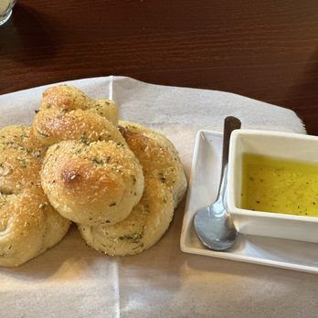 Noli’s Vite - bread for the table - Italian Near Me - Cibolo, Texas