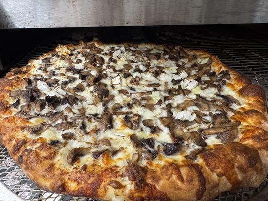A Pizza Pie by null
