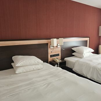 Courtyard by Marriott Duesseldorf Hafen - Hotels Near Me - Duesseldorf, NW Courtyard by Marriott Duesseldorf Hafen - Hotels Near Me - Duesseldorf, NW