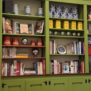 Willow Wood Market Cafe - Cutest decor inside - Breakfast & Brunch Near Me - Graton, California