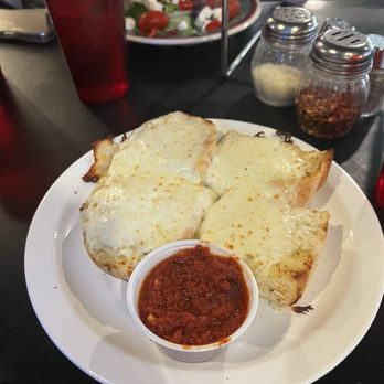 Giovanni's - cheesy bread - Pizza Near Me - Mammoth Lakes, California