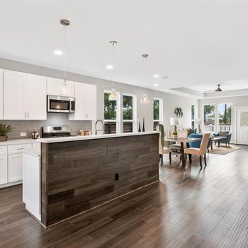 CRV Homes - open kitchen and dining room - General Contractors Near Me - Houston, Texas CRV Homes - open kitchen and dining room - General Contractors Near Me - Houston, Texas