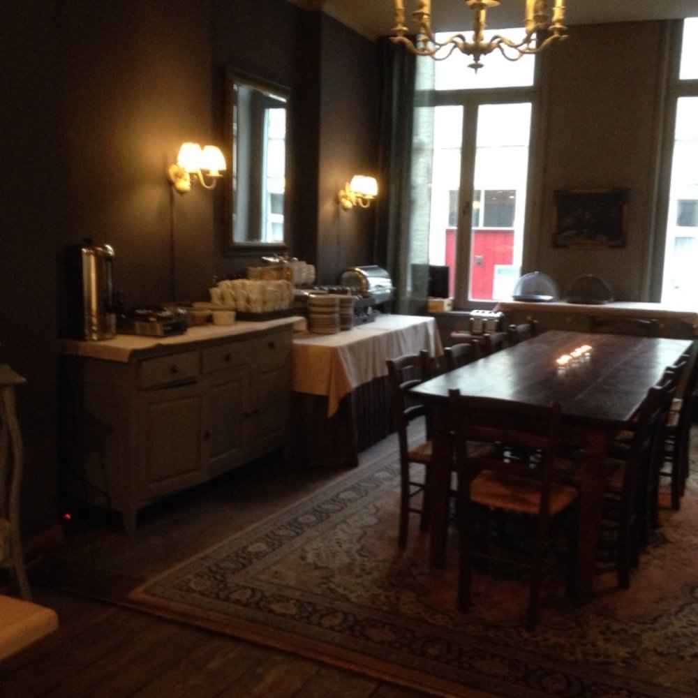 Hotel Cordoeanier - Hotels Near Me - Bruges, VWV