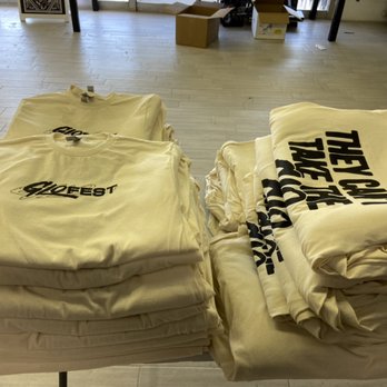 Easy Print Shop - Screen Printing/T-Shirt Printing Near Me - Bakersfield, California Easy Print Shop - Screen Printing/T-Shirt Printing Near Me - Bakersfield, California
