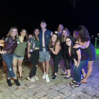 Smuggler's Island Pub - Pubs Near Me - Palm Harbor, Florida