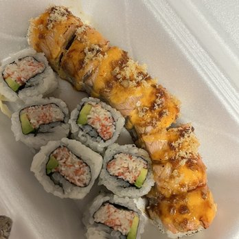 Sushi Gallery - French Kiss Special Roll and Deluxe California Regular Roll - Sushi Bars Near Me - Madison Heights, Michigan