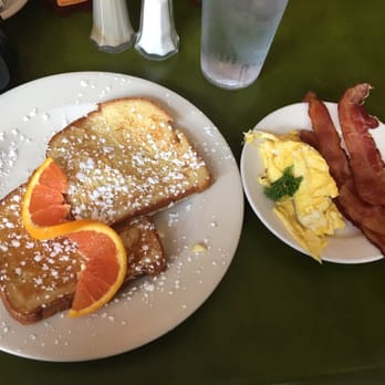 Bluegrass Grill - French toast with a side of eggs and bacon. Delicious! Perfect place for brunch. - Southern Near Me - Chattanooga, Tennessee