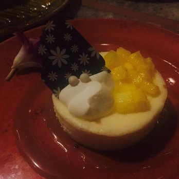House Without A Key - Pineapple cheesecake - Seafood Near Me - Honolulu, Hawaii