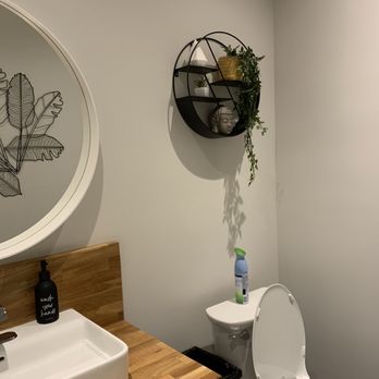 Filomena Salon Spa - Nail Salons Near Me - Coquitlam, British Columbia