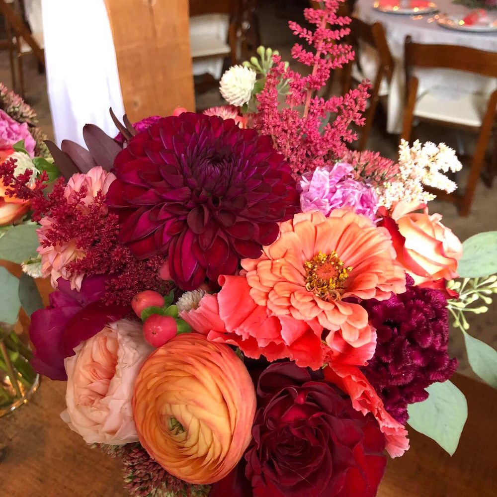Blooming Barn - Bridal bouquet - Florists Near Me - Newport, Maine Blooming Barn - Bridal bouquet - Florists Near Me - Newport, Maine