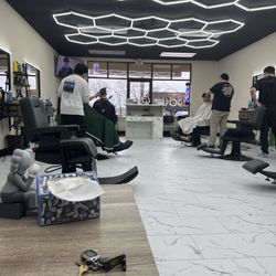 Gentlemen’s Grooming - Inside the barbershop