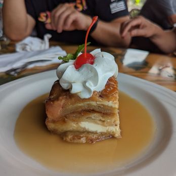 Ponds Hilo - Bread pudding - Hawaiian Near Me - Hilo, Hawaii Ponds Hilo - Bread pudding - Hawaiian Near Me - Hilo, Hawaii