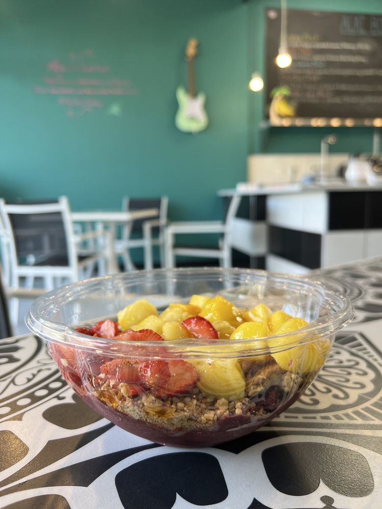 ON POINTE POWER BOWLS Updated September 2024 13 Photos 1611 Dusty