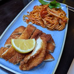 Milanese chicken with spaghetti pomodoro