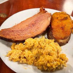 All day, all day Watch them all fall down Various from #goldencorral