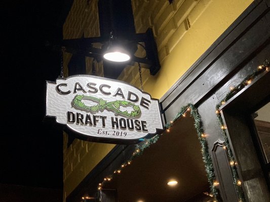 Cascade Draft House by null