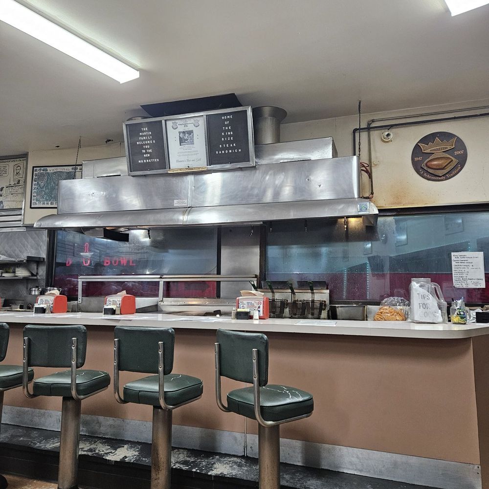 Morrette's - Interior - American Near Me - Schenectady, New York