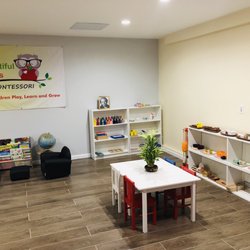 Beautiful Minds Montessori - Montessori classroom