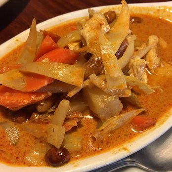 California Thai - Masamam Chicken - Thai Near Me - El Sobrante, California