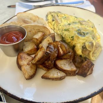 Porta Via Calabasas - Porta via omelet - New American Near Me - Calabasas, California Porta Via Calabasas - Porta via omelet - New American Near Me - Calabasas, California