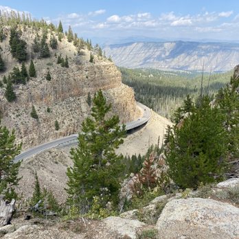 Bunsen Peak - Grand Loop Road in Golden Gate Canyon - Landmarks & Historical Buildings Near Me - Yellowstone National Park, Wyoming Bunsen Peak - Grand Loop Road in Golden Gate Canyon - Landmarks & Historical Buildings Near Me - Yellowstone National Park, Wyoming