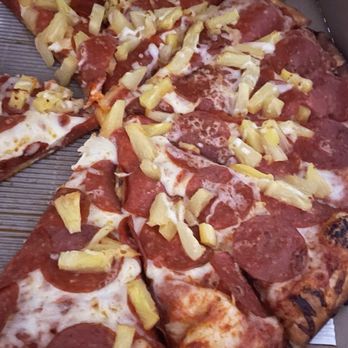 New York Pizza - Pineapple and pepperoni - Pizza Near Me - Elk Grove, California New York Pizza - Pineapple and pepperoni - Pizza Near Me - Elk Grove, California