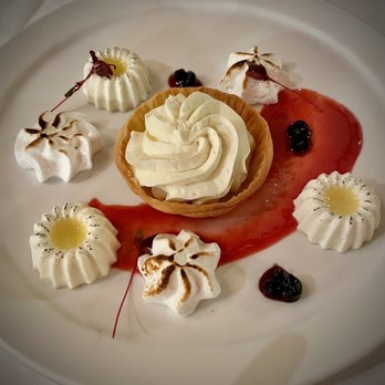 Chianti - Lemon meringue tart - New American Near Me - Mackinac Island, Michigan