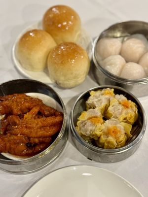 Golden Dragon Restaurant by null