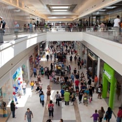 Fashion Outlets of Chicago