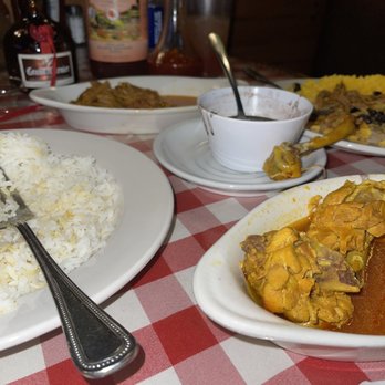 Parada Maimon - Dominican Near Me - Philadelphia, Pennsylvania