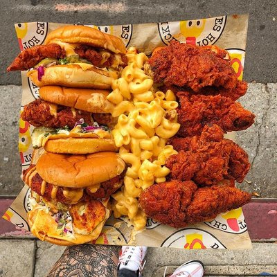 Dave's Hot Chicken by null Dave's Hot Chicken by null