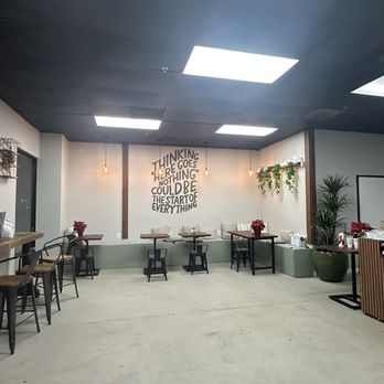 El Kafecito - Seating area - Desserts Near Me - San Marcos, California El Kafecito - Seating area - Desserts Near Me - San Marcos, California