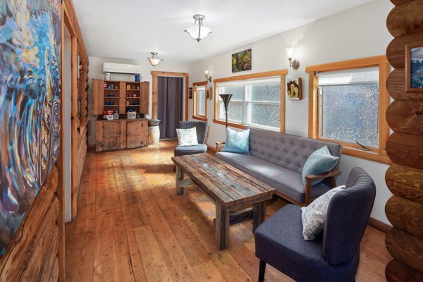 Josephine's Bar & Kitchen by null