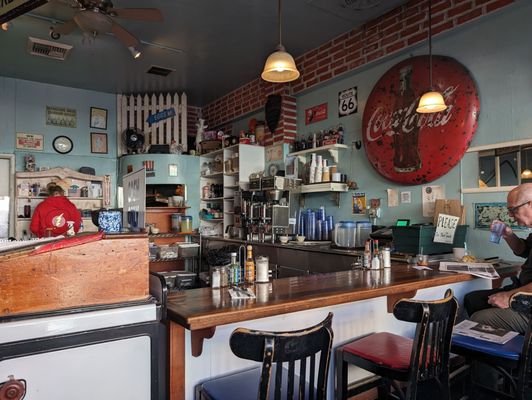 S & W Country Diner by null