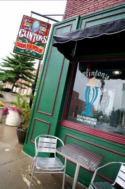 Clinton's Soda Fountain by null