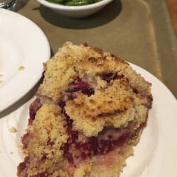 Miss Sheri's Cafeteria - Cherry crumb pie