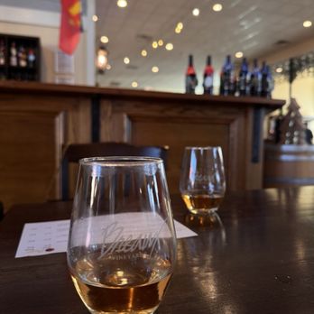 Breaux Vineyards - Wineries Near Me - Purcellville, Virginia Breaux Vineyards - Wineries Near Me - Purcellville, Virginia