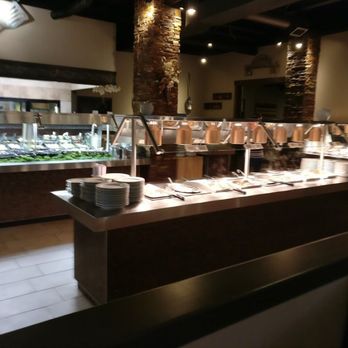 Buffet Royale Carvery - Buffets Near Me - Sherwood Park, Alberta Buffet Royale Carvery - Buffets Near Me - Sherwood Park, Alberta